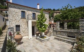 Thalia Traditional Guest House